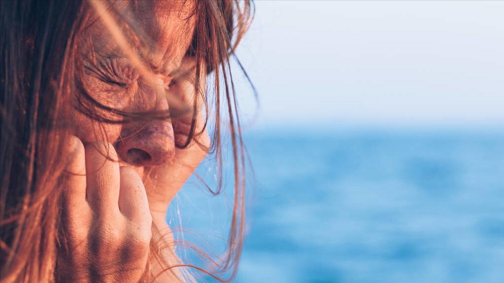 面对背叛不要心软,面对感情背叛学会沉默和无视