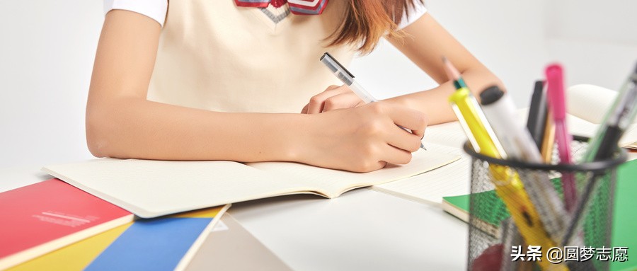2023年高考女孩子适合报考的专业,适合女孩子高考所报的专业有哪些