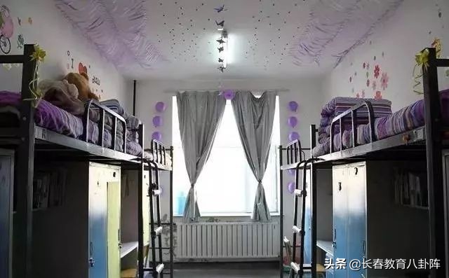 全国高校宿舍奢华排行,各个学校宿舍大比拼