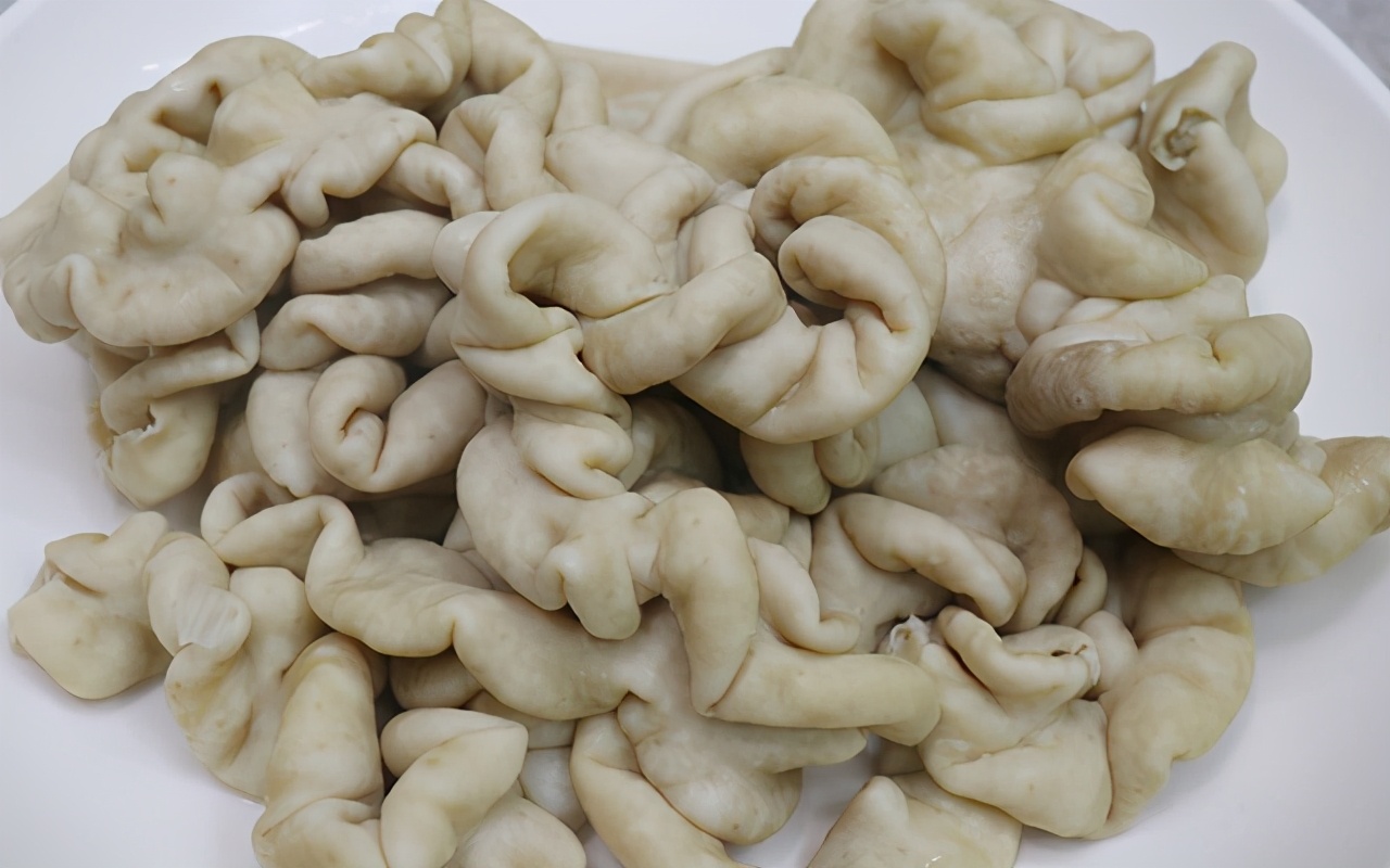 如何清洗肥肠去除爆炒肥肠臭味,肥肠清洗方法爆炒肥肠