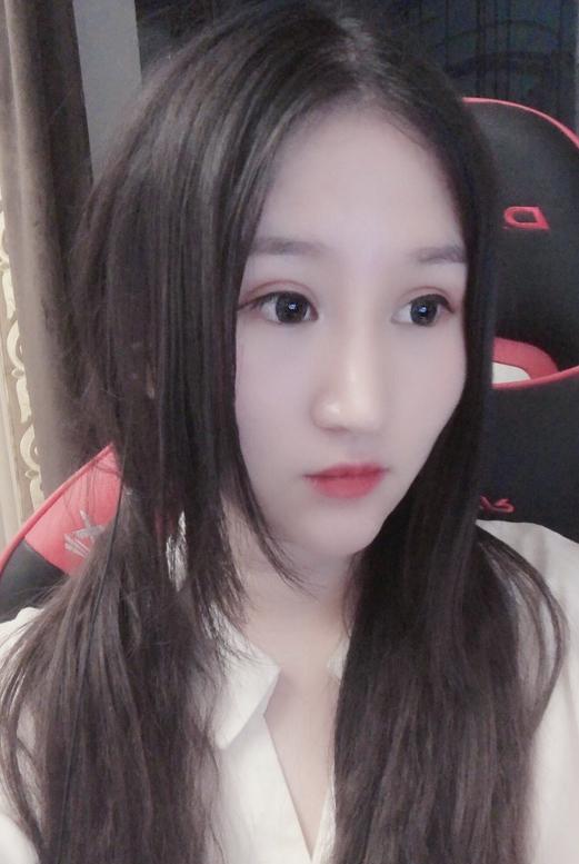 梦泪直播不小心暴露了梦嫂的QQ号，看到梦嫂的QQ等级，粉丝愣住了