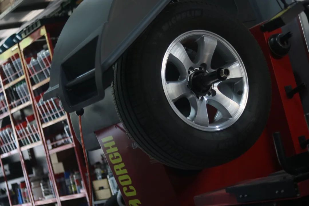 普拉多lc120整备翻新多少钱,普拉多120原厂翻新整备全过程