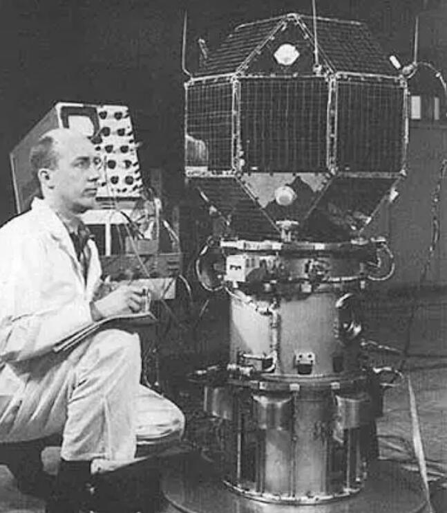 失联12年的卫星突然传回信号,消失40年的卫星突然传回一段信号