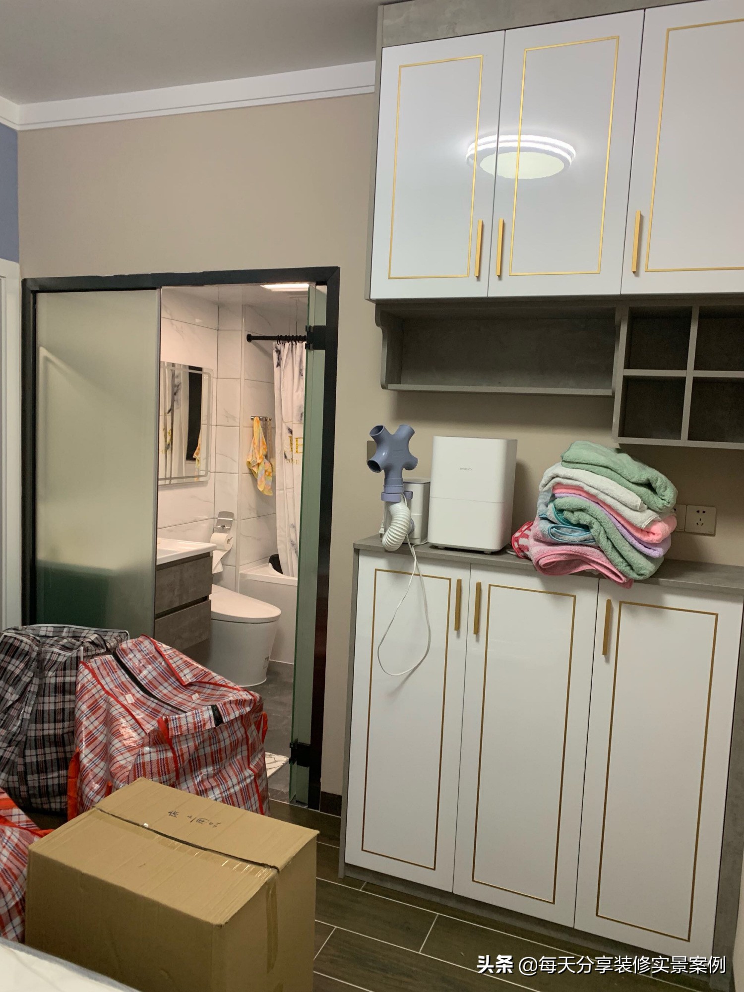 装修完房子邻居总参观,装修好了邻居们来参观