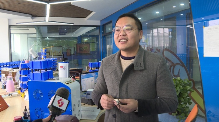 创业故事分享夫妻,创业故事夫妻俩努力工作