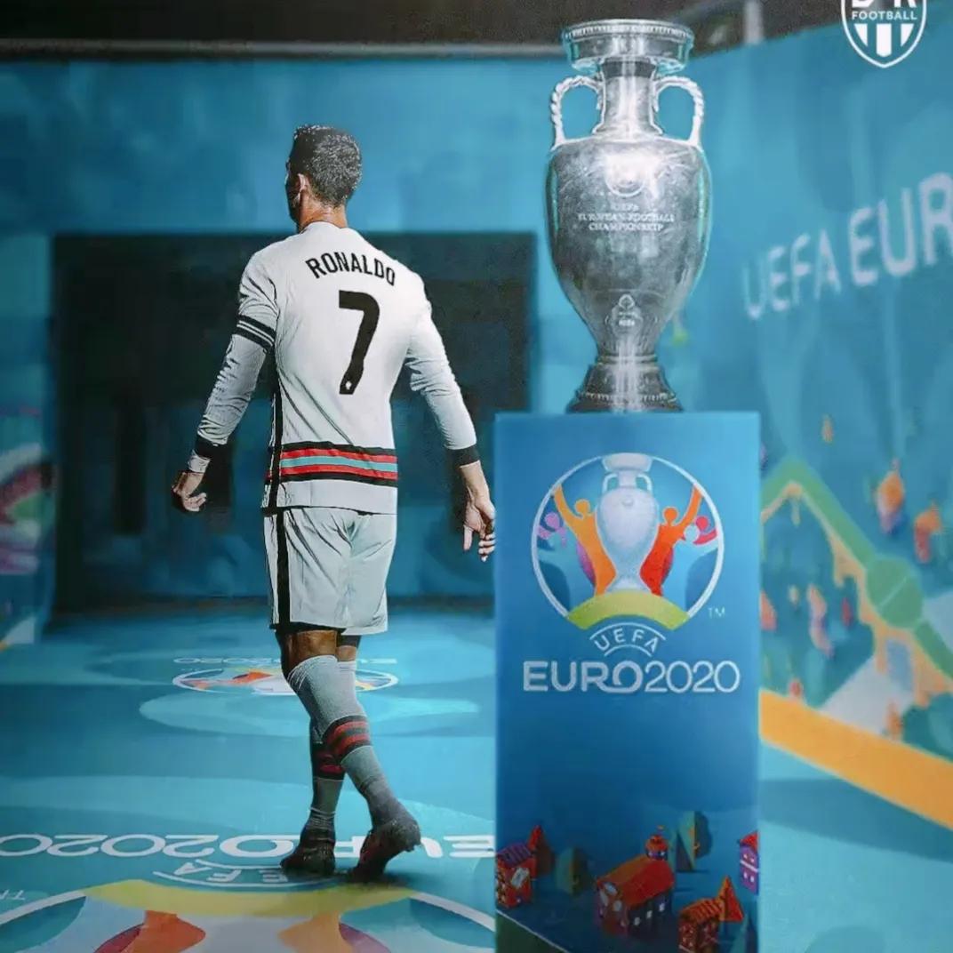 足球疯狂冲锋,足球的另外一个称呼