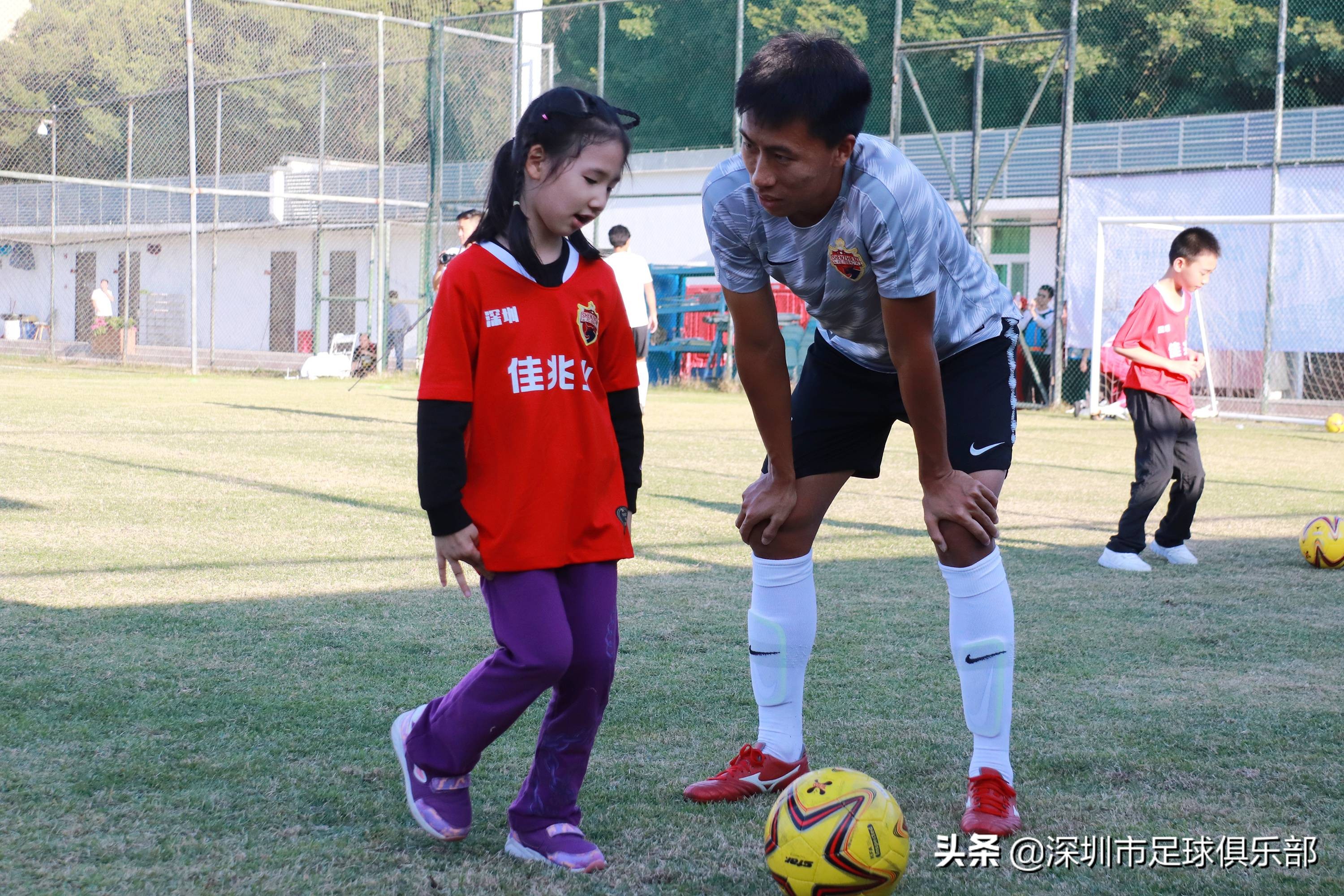 深足天使足球队训练,深足青训u13名单