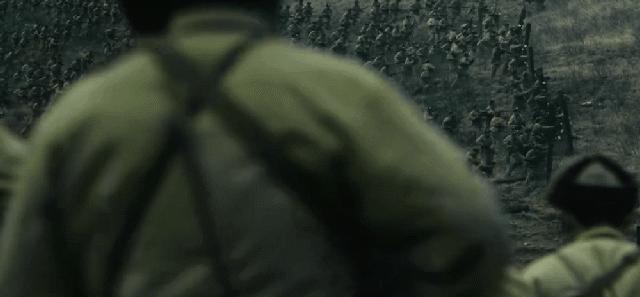 “三三制”拍出来不好看？密集冲锋的“人海战术”就好看了吗？
