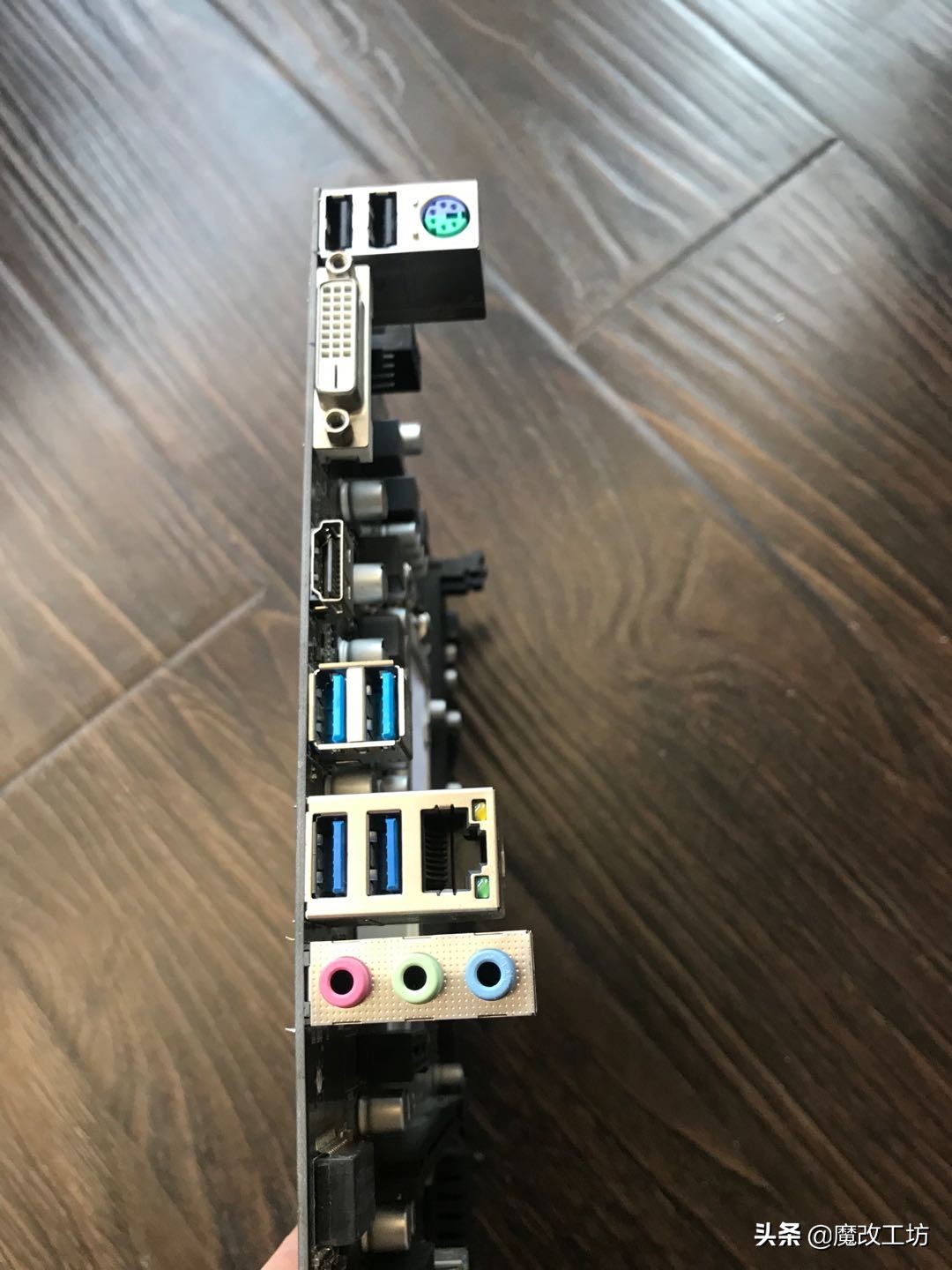 矿难还在继续,大量挖矿退役电脑主板积压,国产王者竟只要100元