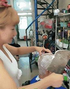 开心一刻gif搞笑动图,搞笑gif段子看起来能量满满