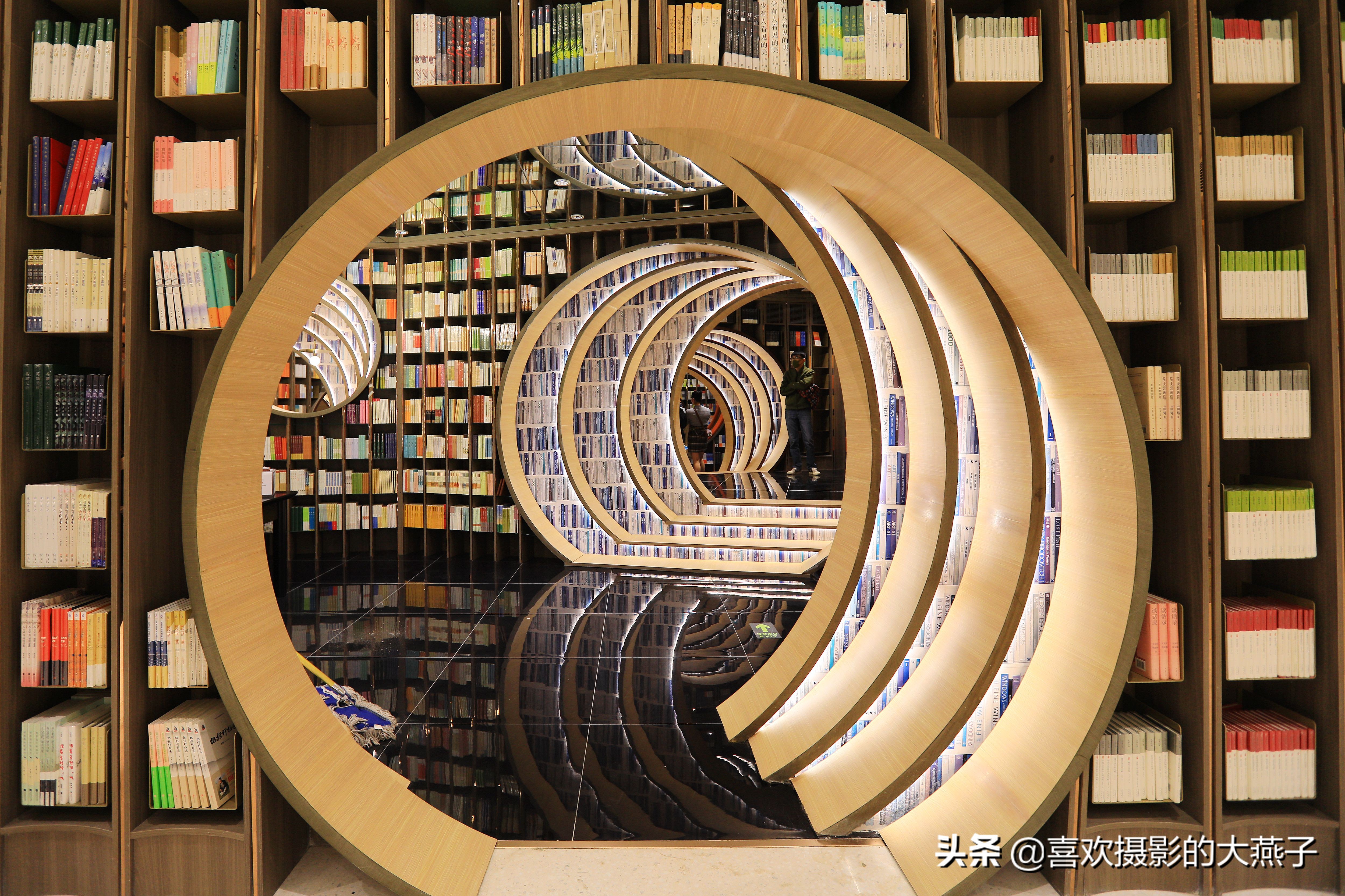 钟书阁北京老佛爷书店,北京钟书阁老佛爷店怎么去