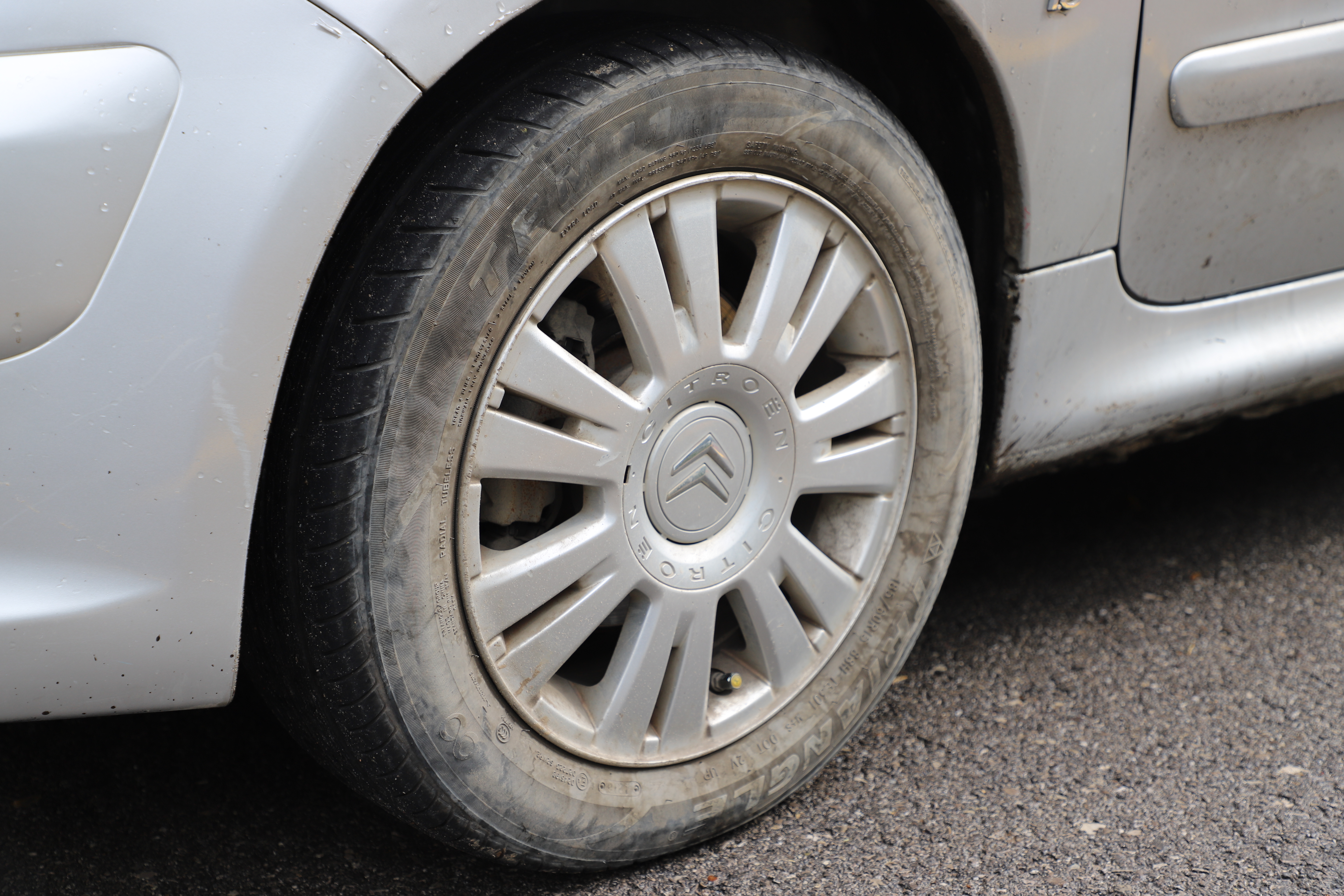 雪铁龙c2真实的驾驶感受,雪铁龙c2两厢驾驶感受