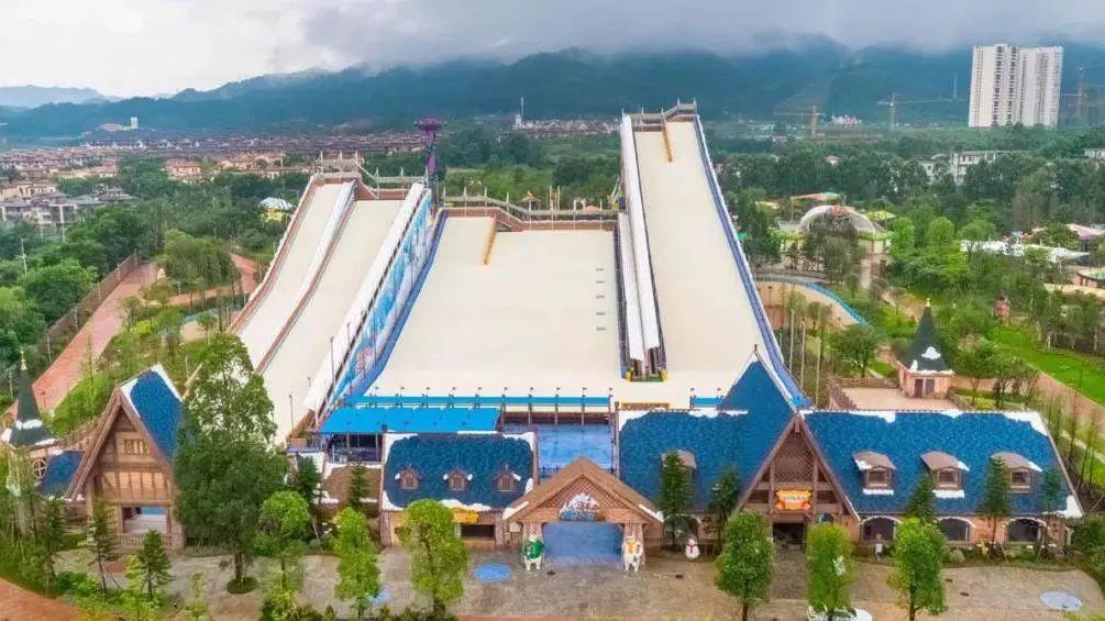 鹭湖水世界天旋大回环,水上天旋大回环