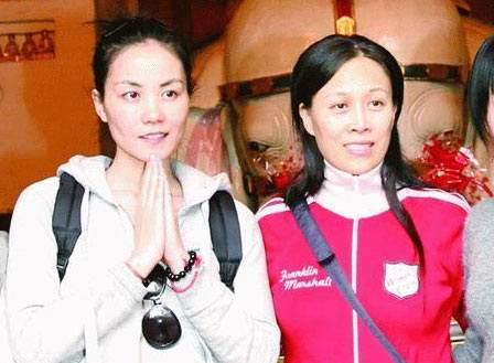 足球高峰结婚,足球运动员高峰结婚视频