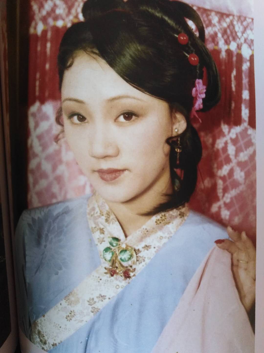 比较火的女明星发型搭配,女明星造型心机发型