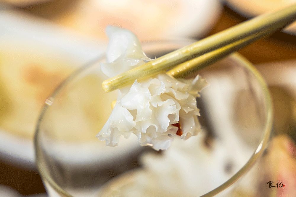 1块钱撸四盘！薄如蝉翼的蝴蝶鱼片，让你一口鲜掉眉毛！