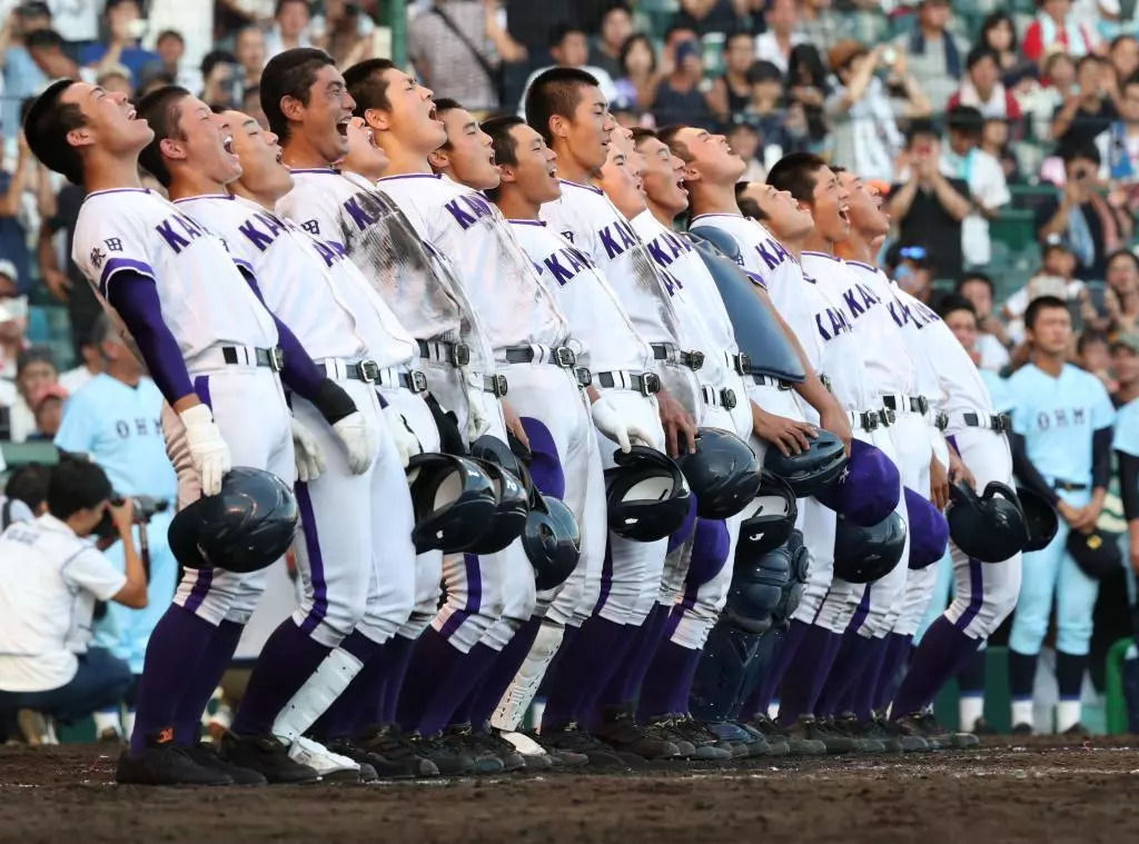 日本运动类动漫足球,有哪些运动竞技类动漫比较经典