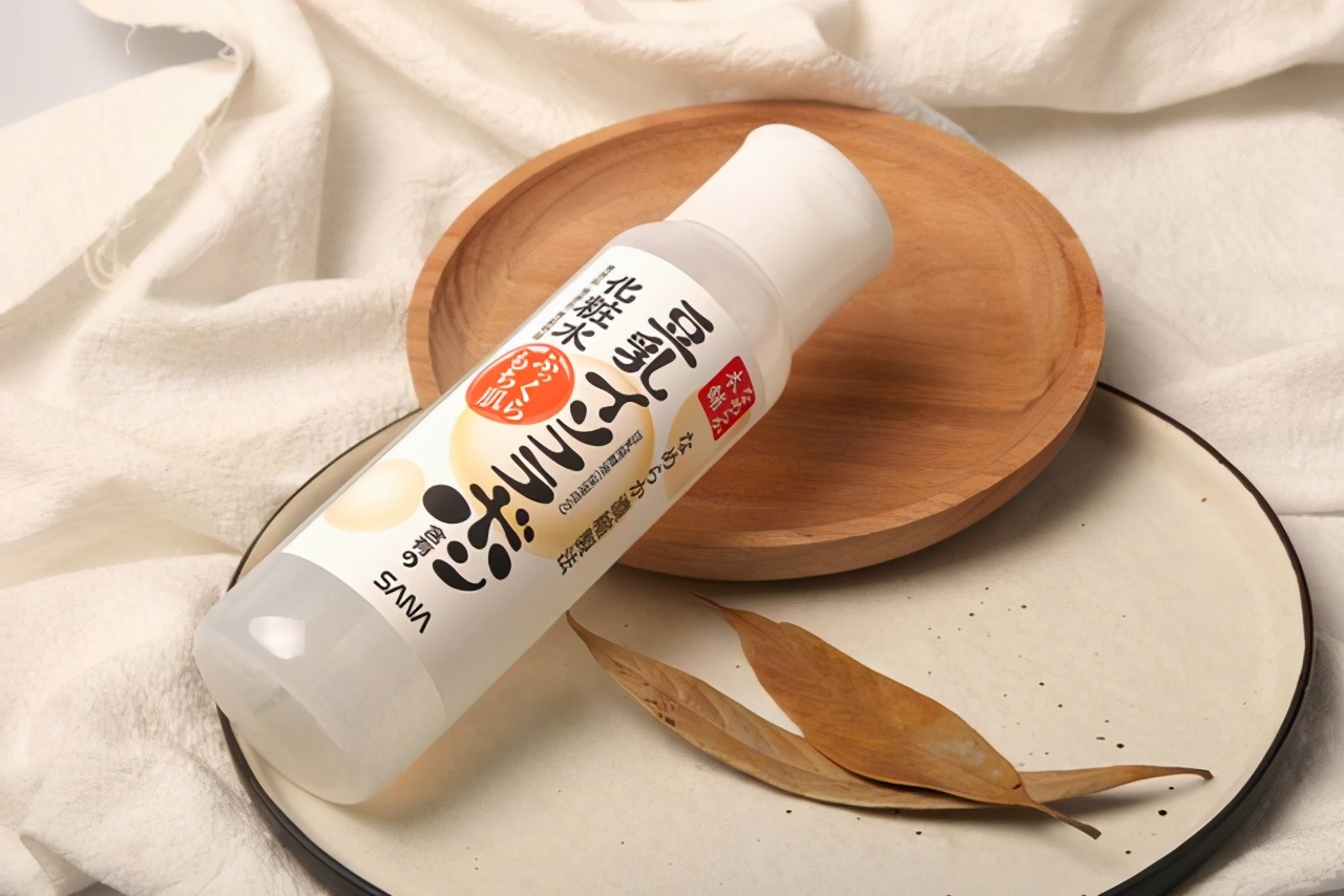 爽肤水保湿补水提亮肤色正品,爽肤水推荐补水保湿祛黄提亮