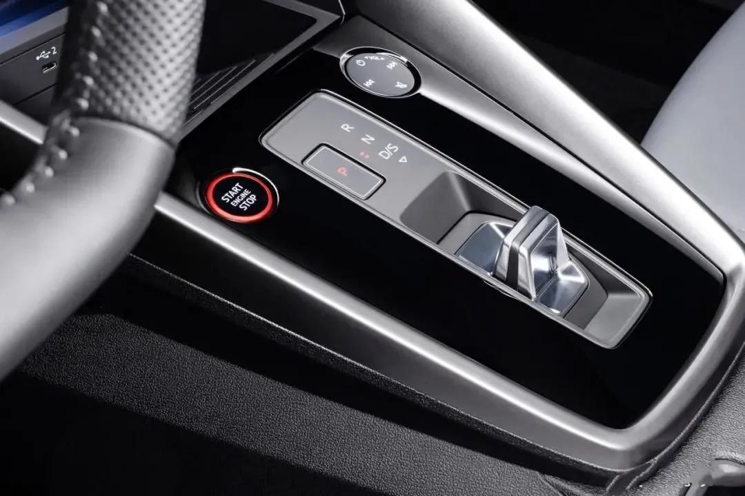 新一代奥迪s3四驱,奥迪小钢炮s3