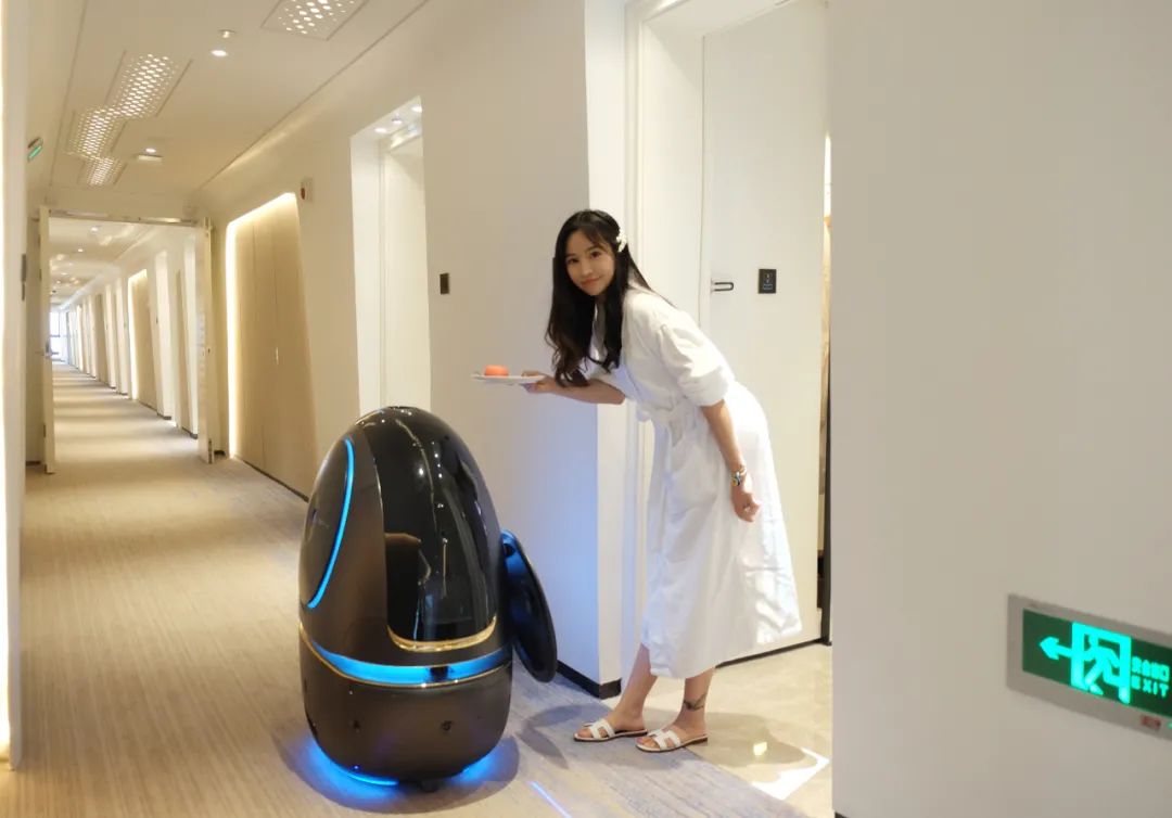 未来酒店一定得有休息区,杭州非住不可酒店