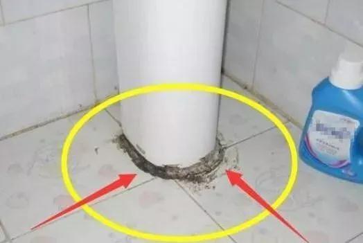 厨房的玻璃胶发霉变黑怎么去除,洗手盆的玻璃胶变黑了怎么去除