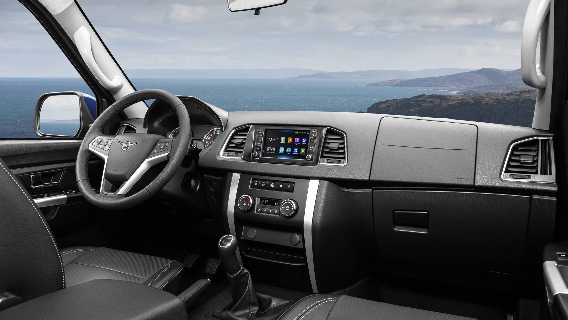 都说俄罗斯汽车是“工业垃圾”,这款车试驾过后还真不是