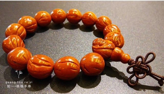 天逸文玩工作室桃核手串,文玩桃核手串裂怎么办