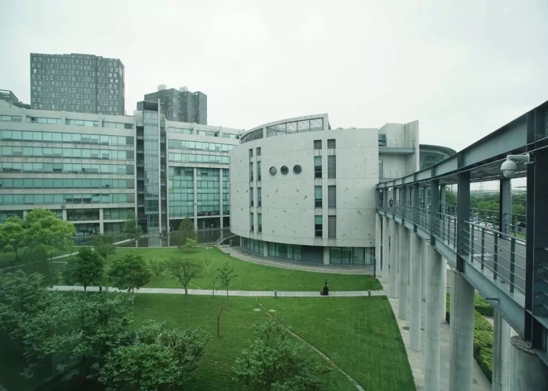 灏忕背蹇墜鎬婚儴,灏忕背鍐呴儴澶фゼ