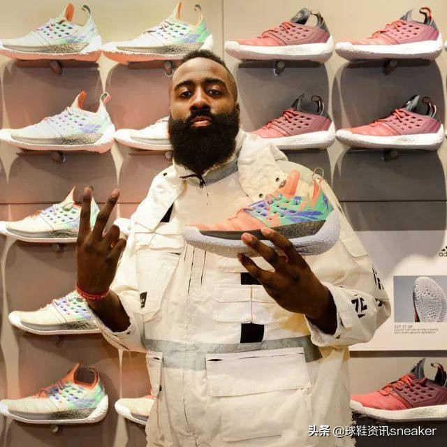 阿迪达斯千元鞋,阿迪达斯实战球鞋推荐