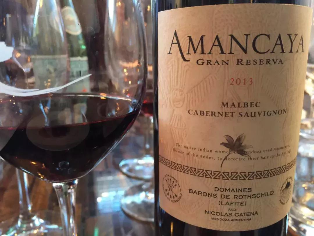 拉菲珑岱酒庄有多少亩葡萄园,拉菲哪款性价比最高