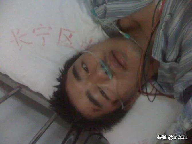 豪车毒老纪考斯特,豪车毒老纪小跟班