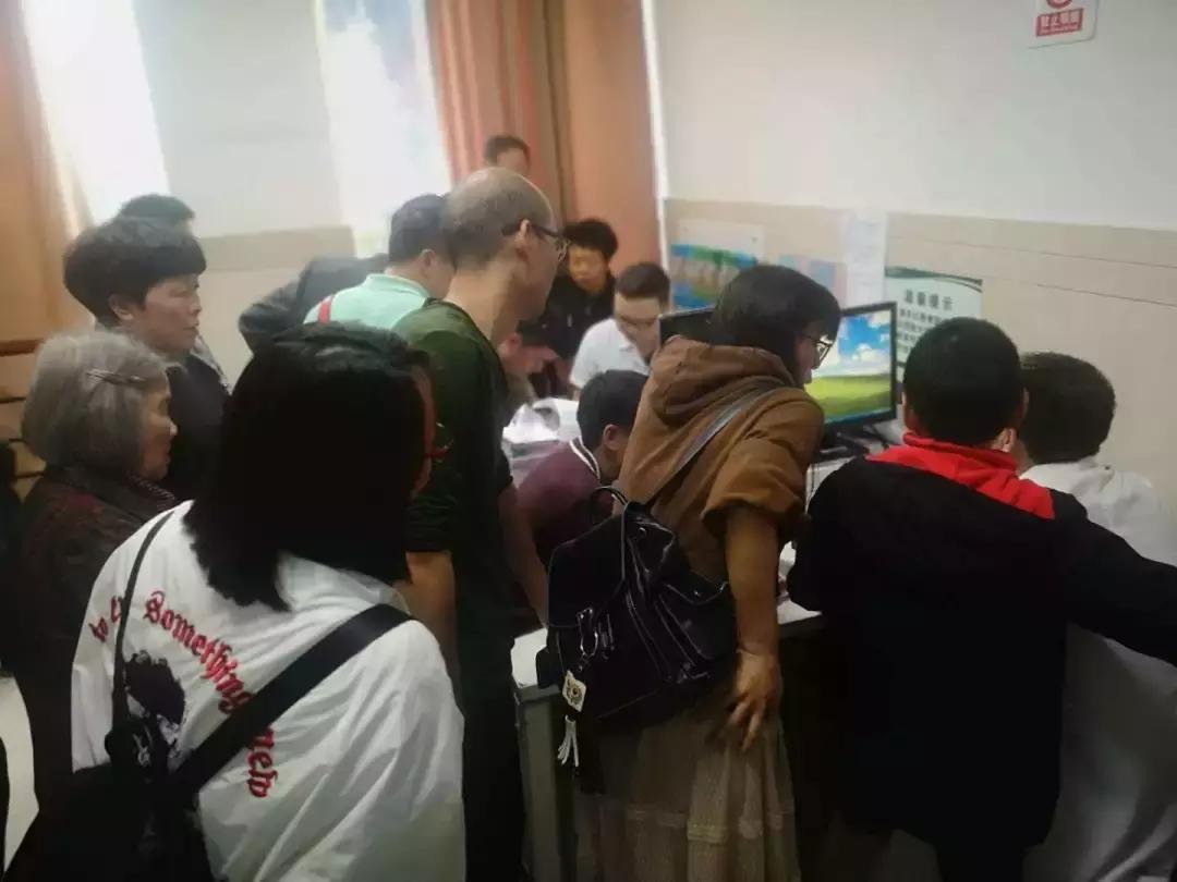 瑞安全城通缉一条白色肇事犬！已咬伤多人，目前已抓获2条疑似犬，将继续加强全城搜寻