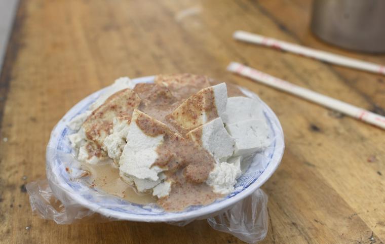 许昌最出名的热豆腐,70岁老爷爷卖豆腐