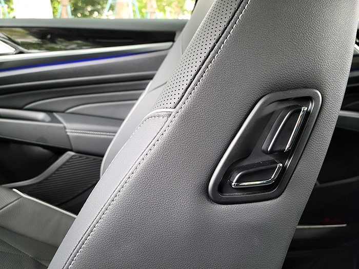 试驾新款*萨特帕**，转型年轻化不仅仅是颜值，操控也变了？