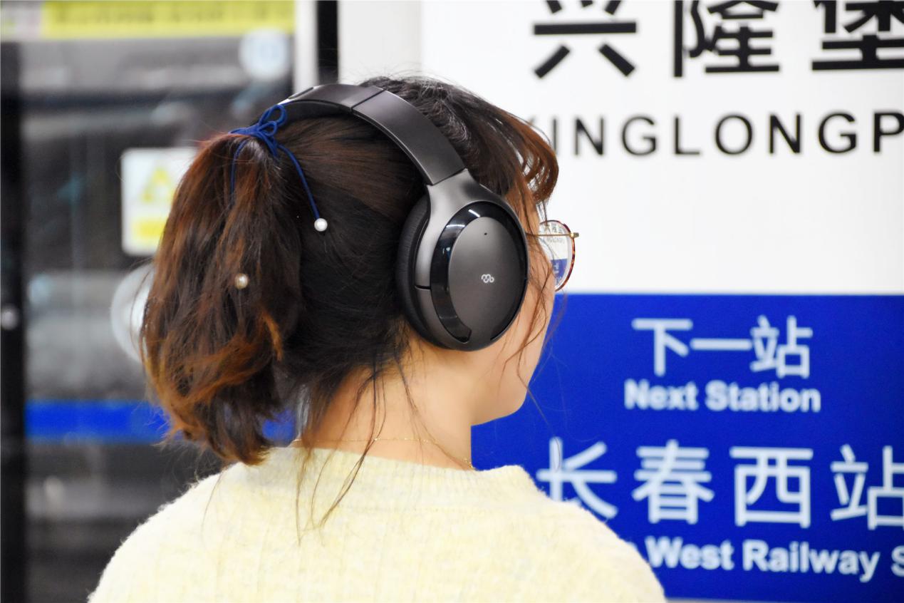 零底噪+定制听力曲线，小米有品上线BowayMu6智能降噪耳机