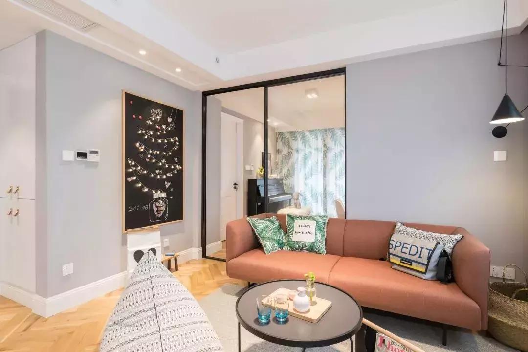 客厅有横梁？别怕，这里有妙招