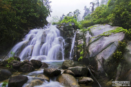 溪水潺潺自然氧吧,天然氧吧溪水