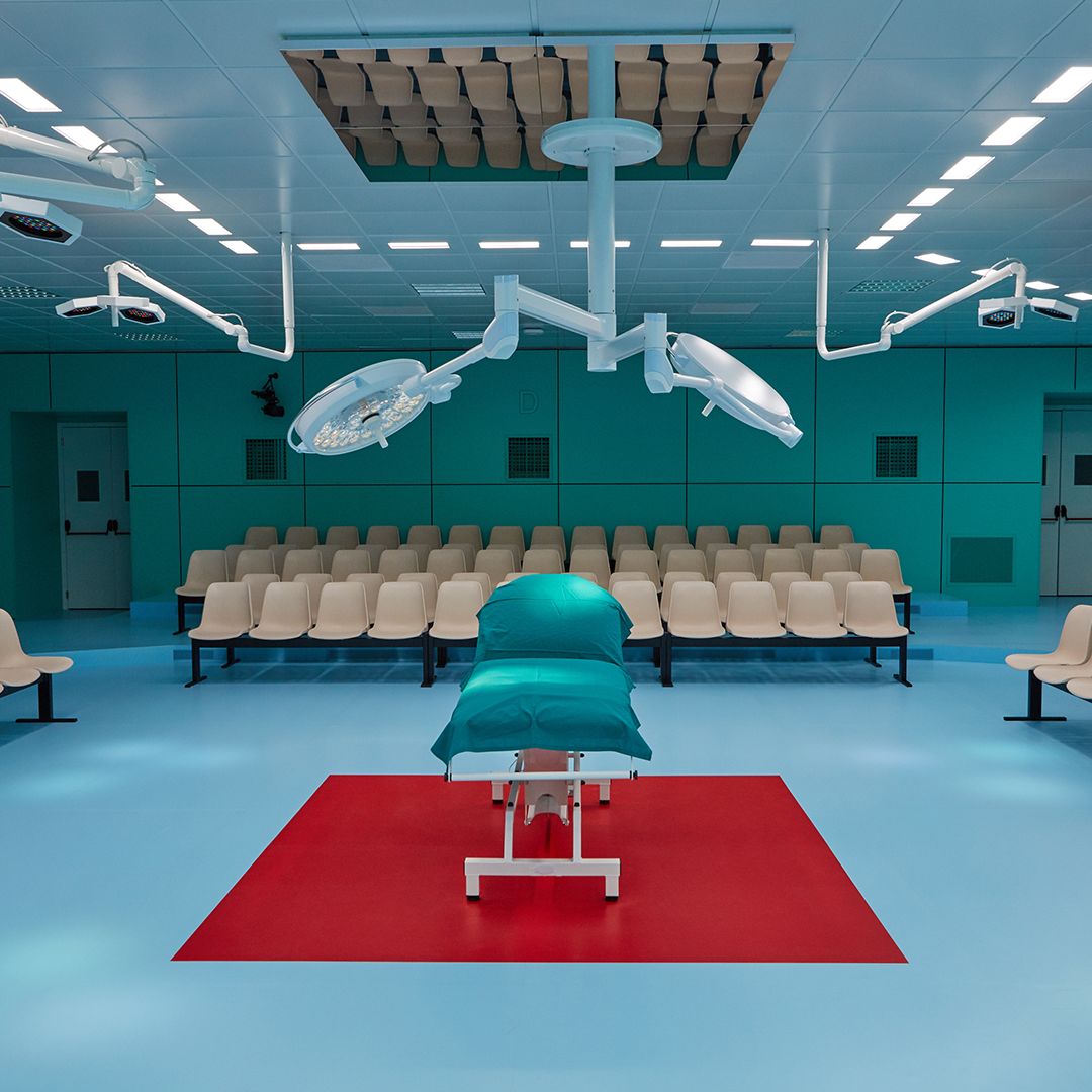 gucci的设计风格 (设计高调的gucci为什么卖得这么好)