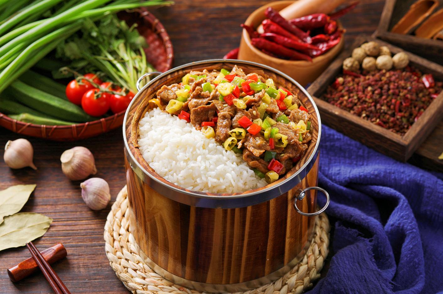 老湘木桶饭加盟,川湘木桶饭加盟费用是多少