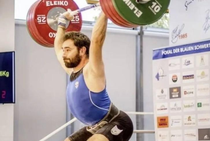 希腊举重运动员宣布因贫退役，月工资200欧元，字母哥：我来帮他
