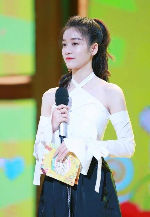 小女孩经常扎头发有危害吗,一直扎头发会造成什么严重性