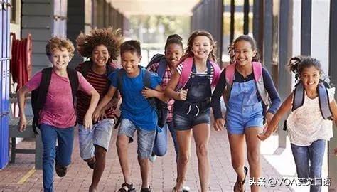 记住：开学”不是openschool，说错太糗啦！