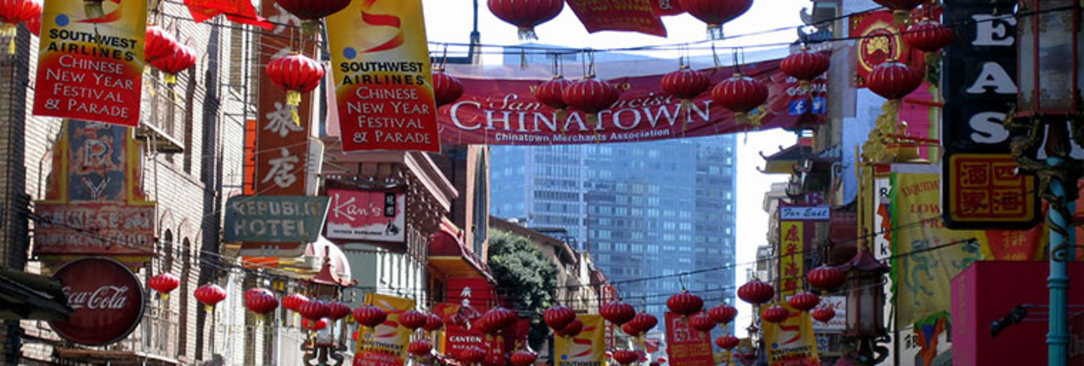 听说NIKE和乐高春节纪念版可比巴宝莉强多了，快快到我的碗里来！