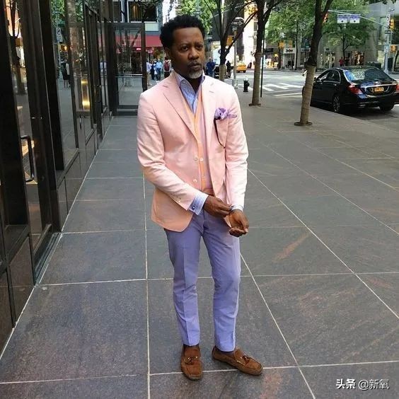 捡垃圾也要穿名牌,非洲贫民窟绅士精致起来有多野?