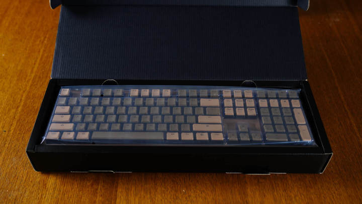 升级还是降级？从罗技到黑峡谷——小巧全键，双模为王