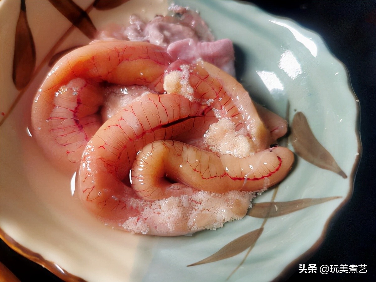 鱼籽嘎嘣脆,麻辣鱼籽藕片