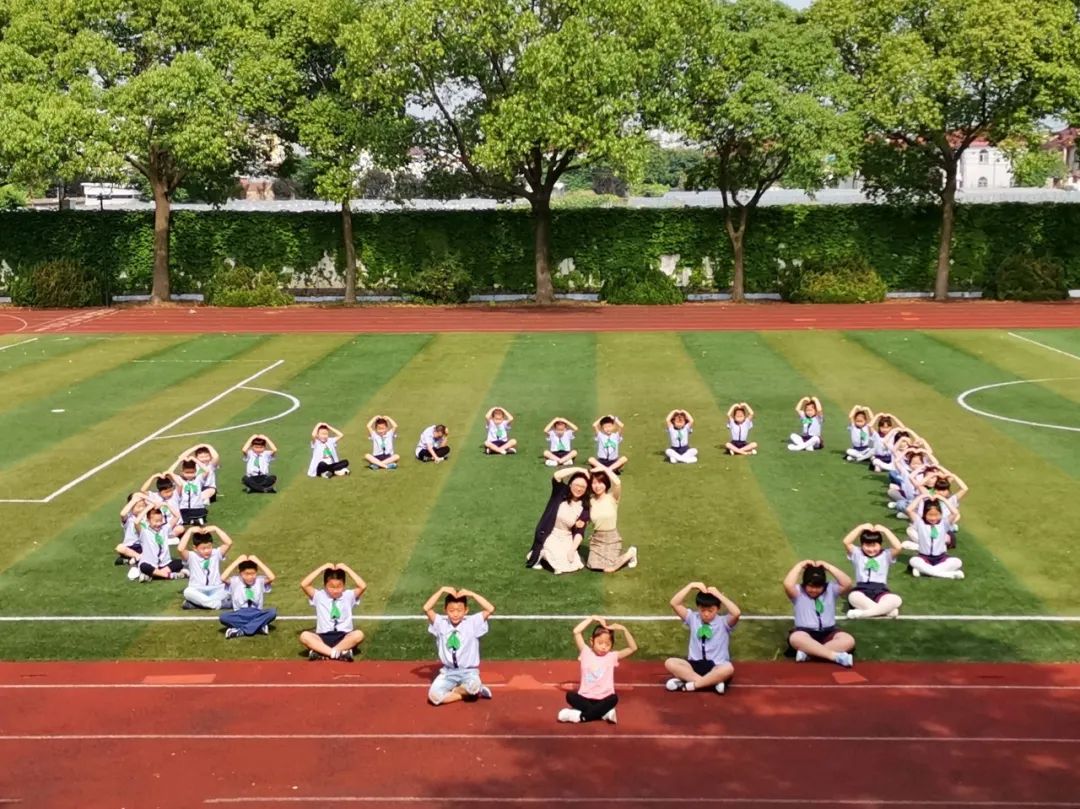 萌娃复学！上海幼儿园开学啦！大型“网友见面”现场也太有爱了吧