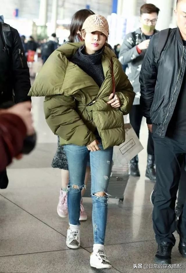 来看机场女王杨幂穿搭,杨幂穿搭机场秀