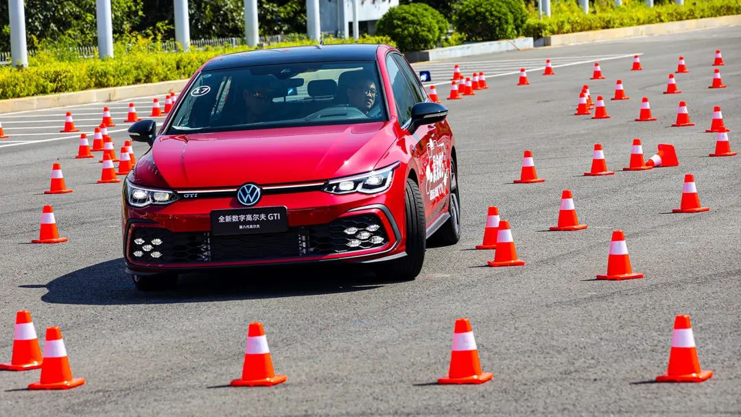 试驾高尔夫gtievo,17款高尔夫gti2.0t试驾
