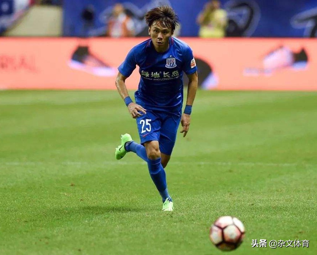 32岁前国脚踢业余联赛！曾被日本功勋教练赏识，本有机会留在中超